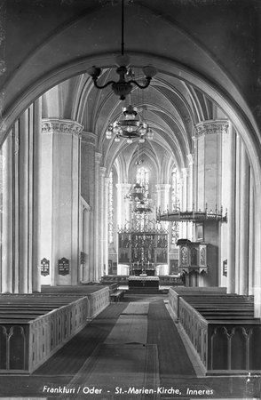 St. Marien - Blick zum Chor