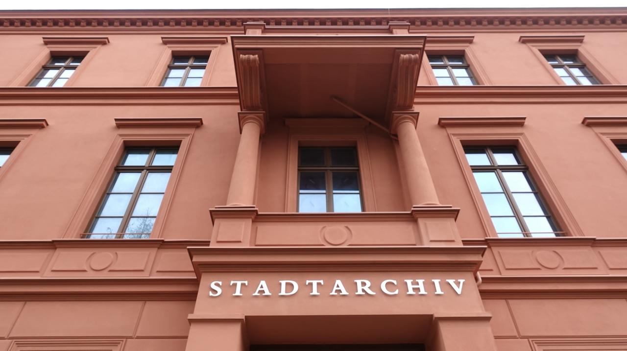 Haupteingang_Stadtarchiv